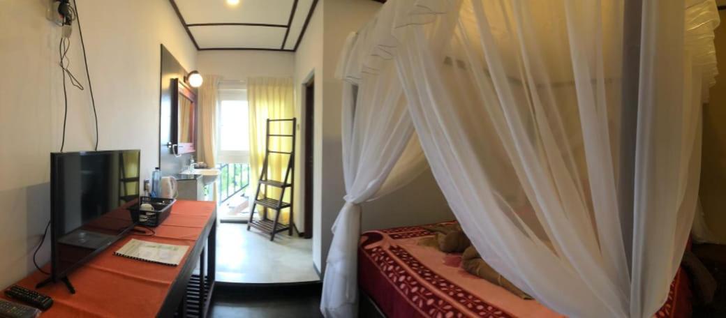 Suriya Guest Hotel Nuwara Eliya Buitenkant foto