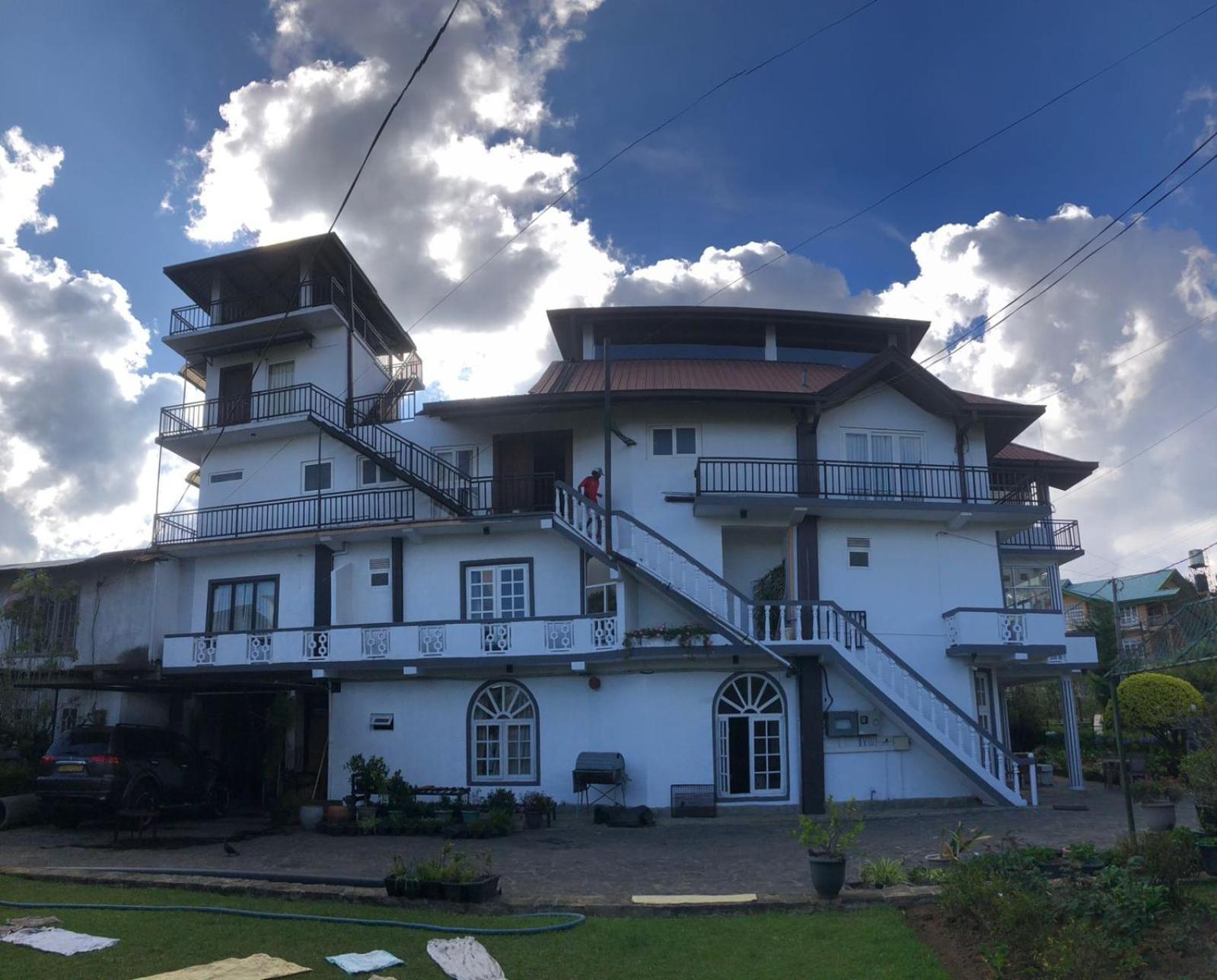Suriya Guest Hotel Nuwara Eliya Buitenkant foto